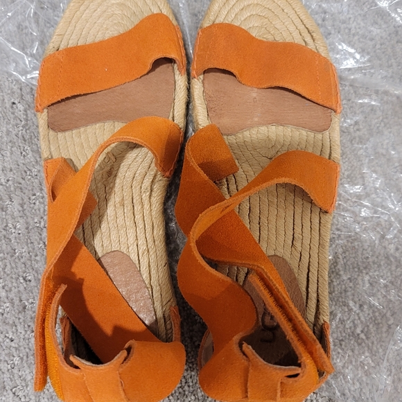 UGG suede leather sandal womens - Picture 3 of 6